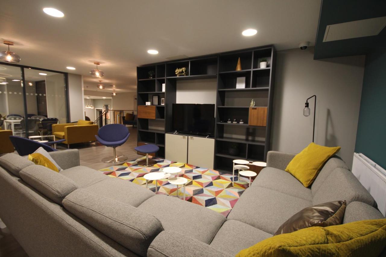 Edinburgh Haddington Place Hostel เอดินบะระ ภายนอก รูปภาพ